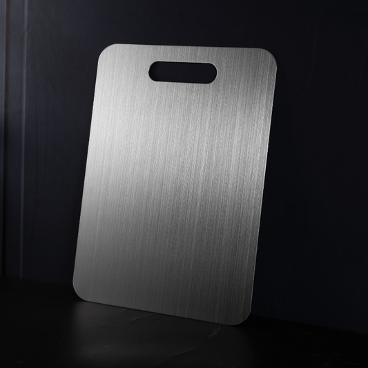 🎁 Titanware™ 100% Pure Titanium Cutting Board (100% off)